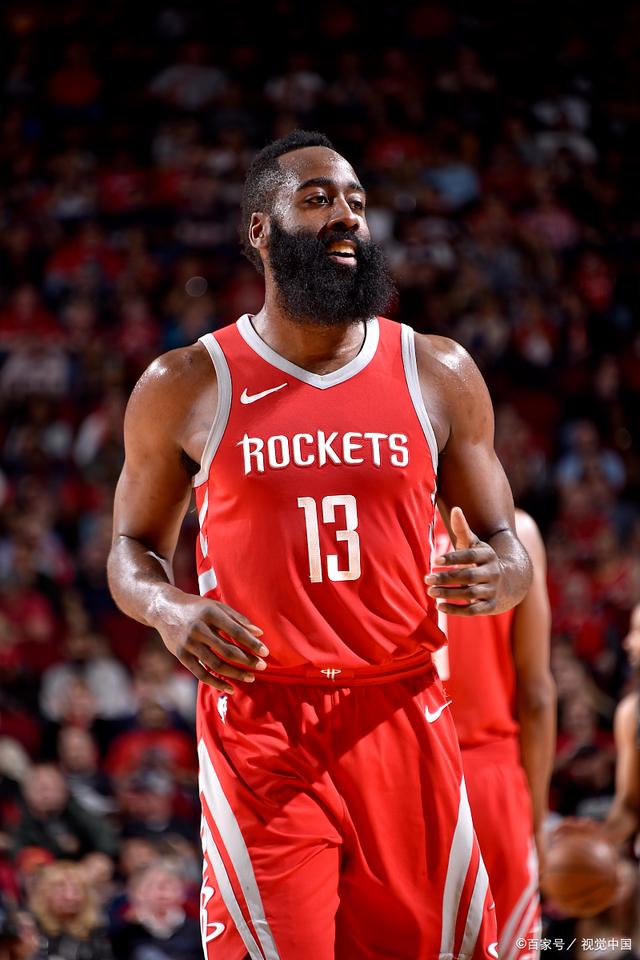 足球中超后卫世界级解围登上热搜（中超后卫世界级解围冲上热搜）