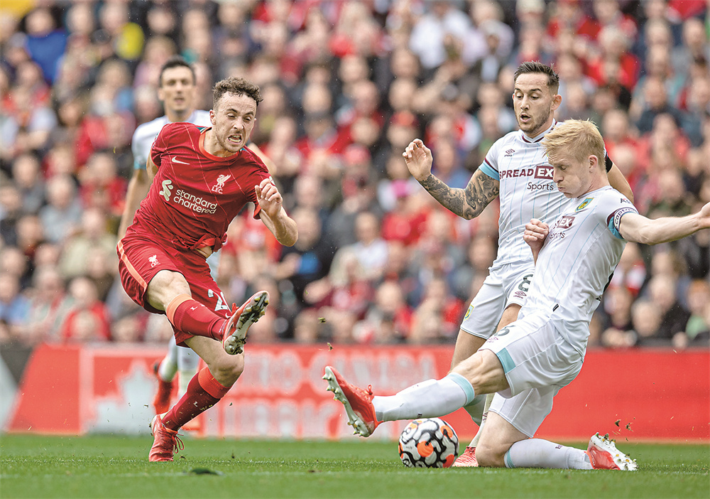 官方：现年36岁的前瑞典国脚、尤文旧将埃克达尔宣布退役（36岁瑞典前国脚、尤文旧将埃克达尔官宣退役）