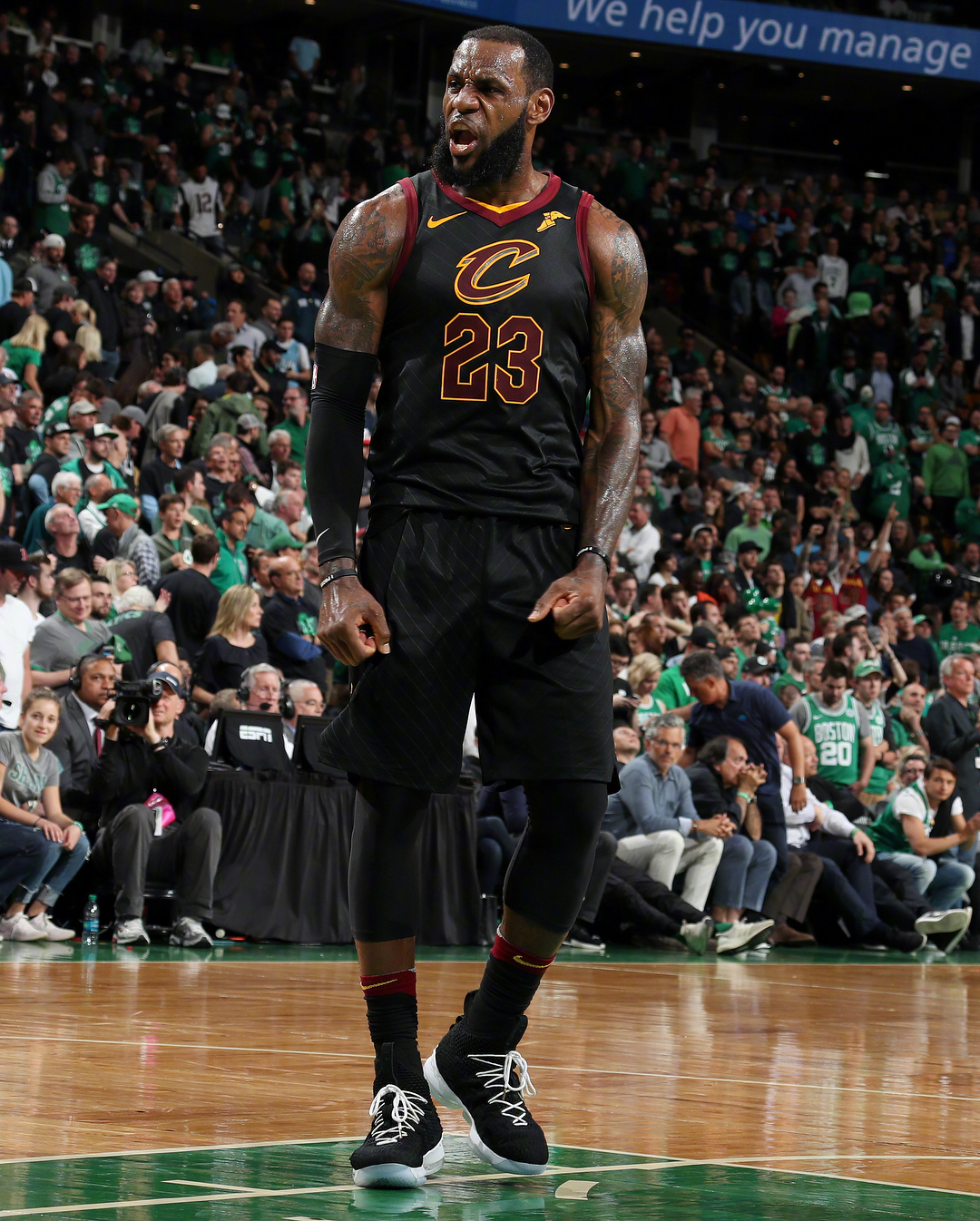 塞尔塔1-0阿拉维斯，阿斯帕斯点射制胜（阿斯帕斯点射建功，塞尔塔1-0小胜阿拉维斯）