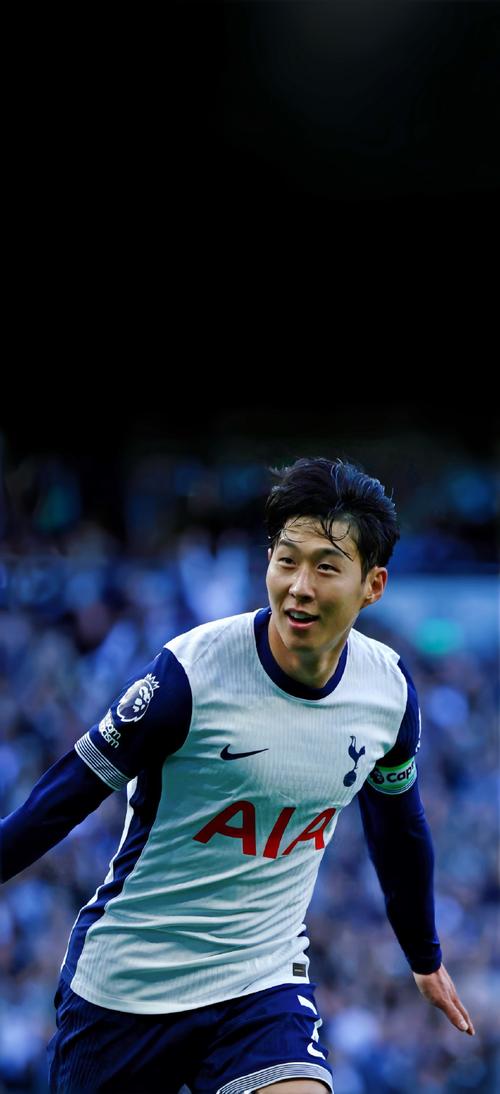 客战那不勒斯替补登场，科斯蒂奇达成尤文生涯100场里程碑（客场对阵那不勒斯，科斯蒂奇替补亮相迎来尤文第100场）