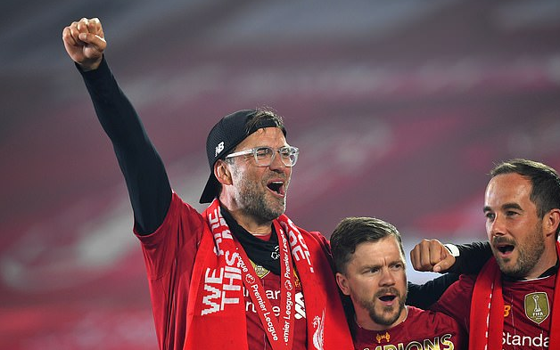 能顶住吗？枪手挺进英联杯4前后赛程拉满，新年后40天内需踢12场（挺进联赛杯四强，枪手新年40天将战12场，魔鬼赛程来袭还能扛住吗？）