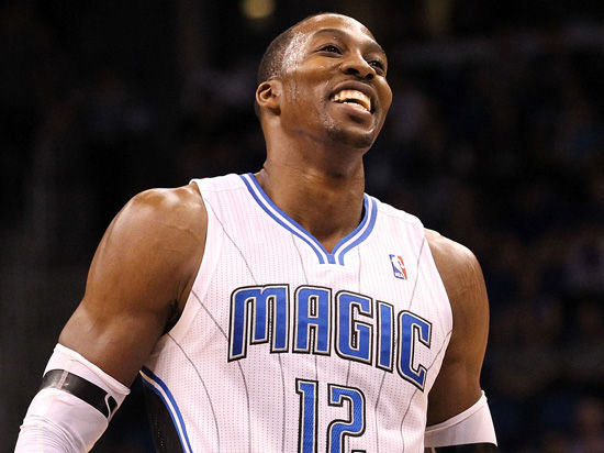 邮报：新主场用地估值存在分歧，曼联可能先买一部分土地开建（邮报：新球场用地估值有分歧，曼联或先购部分地块动工）