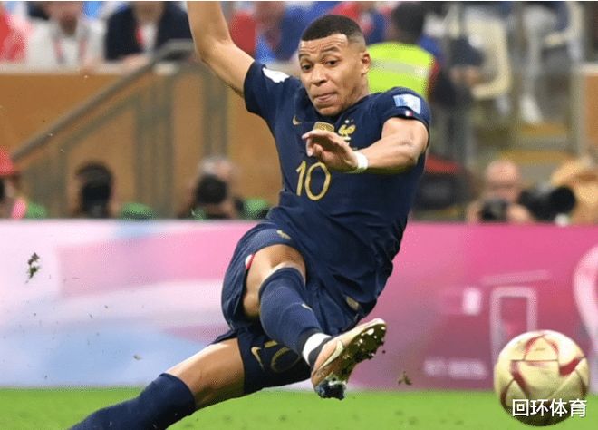 帕拉迪诺：我们和蓝军目前欧冠都是10分，明天我们会全力一搏（帕拉迪诺：与蓝军欧冠同为10分，明天我们将全力以赴）