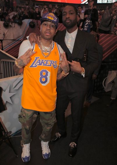 高效发挥！胡金秋20分钟9投8中轻取19分5篮板（效率爆表！胡金秋20分钟9投8中砍下19分5篮板）