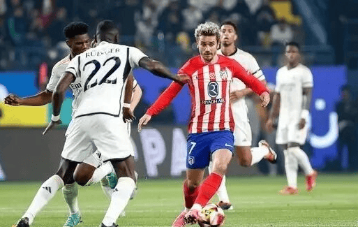 半场：塞维利亚0-0贝蒂斯，双方共一次射正（半场战报：塞维利亚与贝蒂斯互交白卷，双方合计仅1次射正）